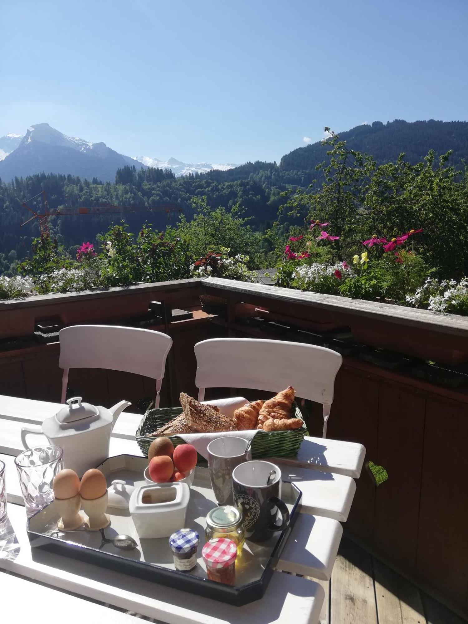 Chambres En Chalet Petit Dejeuner Inclus La Cote d'Arbroz エクステリア 写真