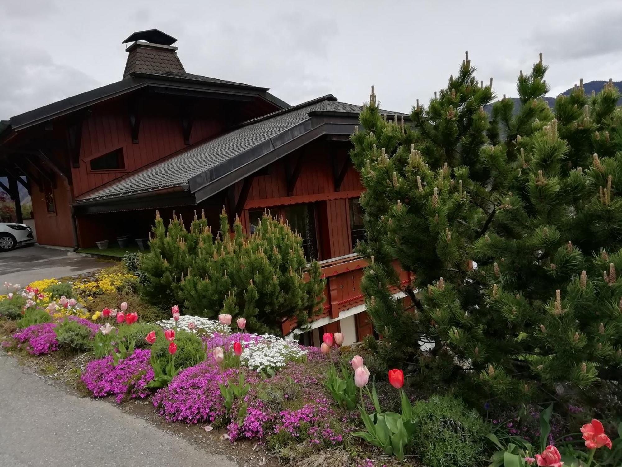 Chambres En Chalet Petit Dejeuner Inclus La Cote d'Arbroz エクステリア 写真